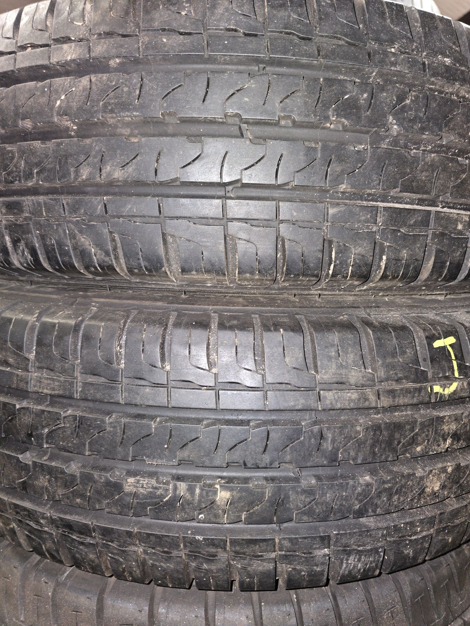 215/70/15 c Kleber Transpro 8,5mm Super para 18r.
