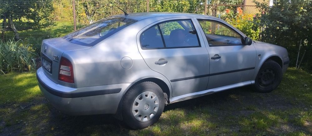 Skoda Octavia 2003 rok , benzyna