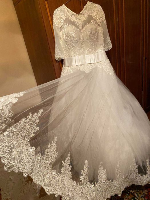 Шикарна весільна сукня  в ідеальному стані