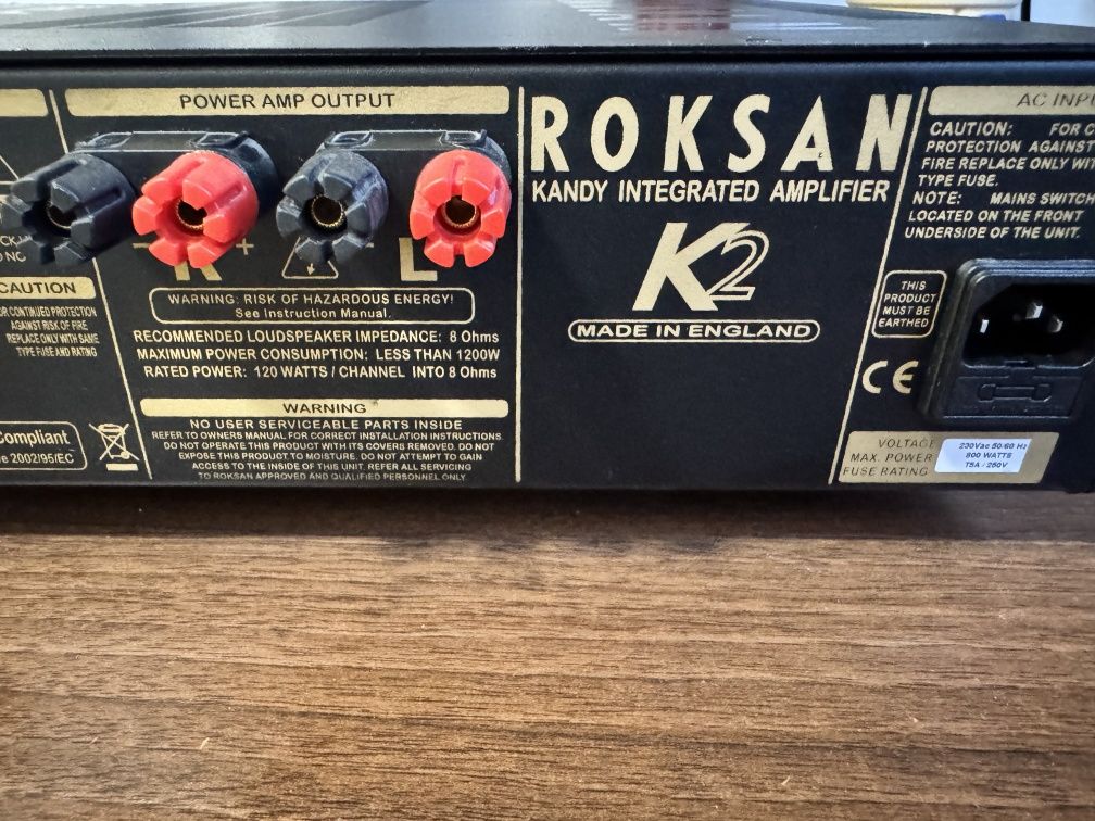 Підсилювач- предпідсилювач  Roksan Kandy K2