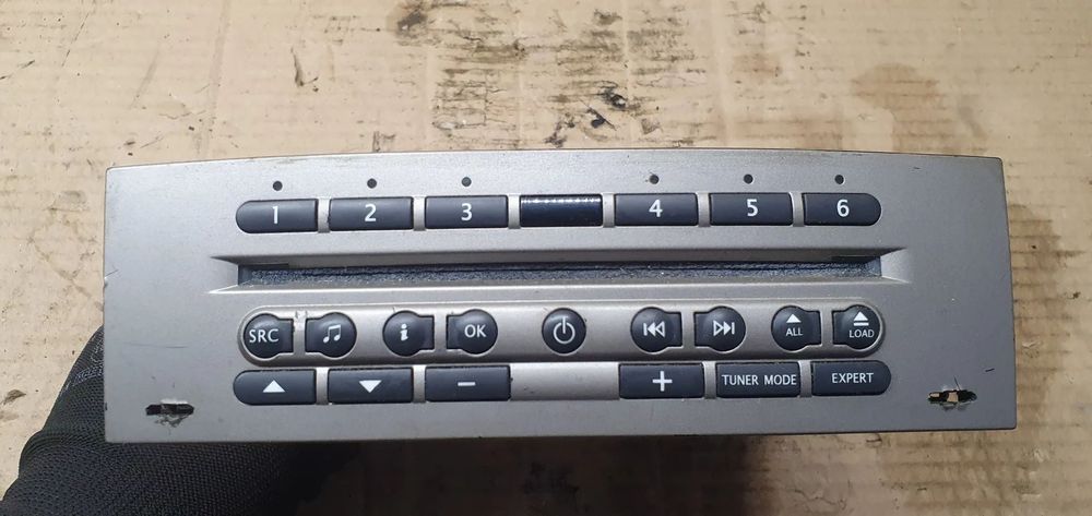 Radio radioodtwarzacz CD fabryczny Renault Scenic II 8200300863
