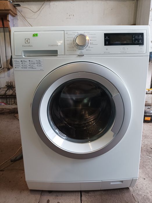 Пральна машина з функцією стірка паром на 8кг Electrolux