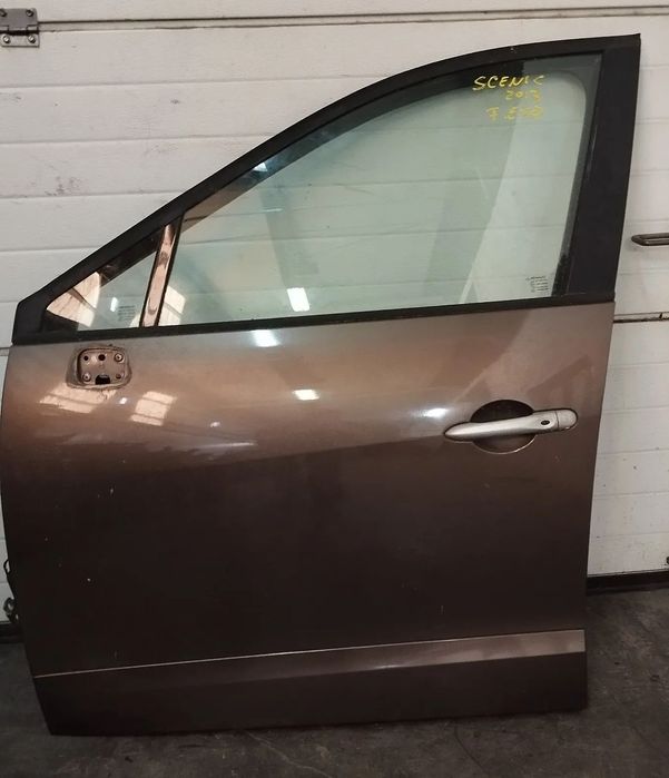 PORTA RENAULT SCENIC III 2009-2015 - FRENTE ESQUERDA - TRAS ESQUERDA