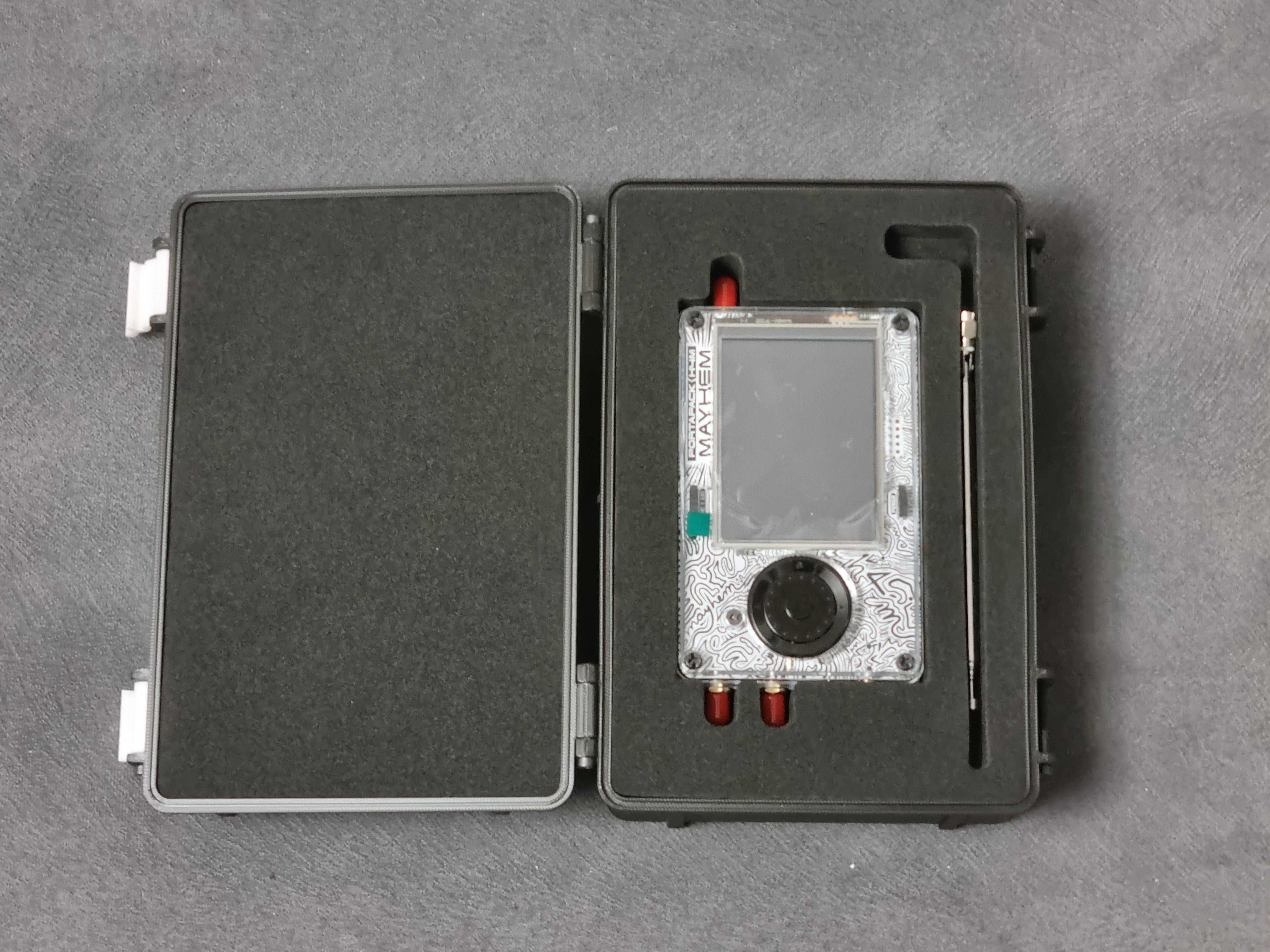 HackRF ONE Portapack H4M Mayhem 2024! (nowa wersja H2) + 5 anten!