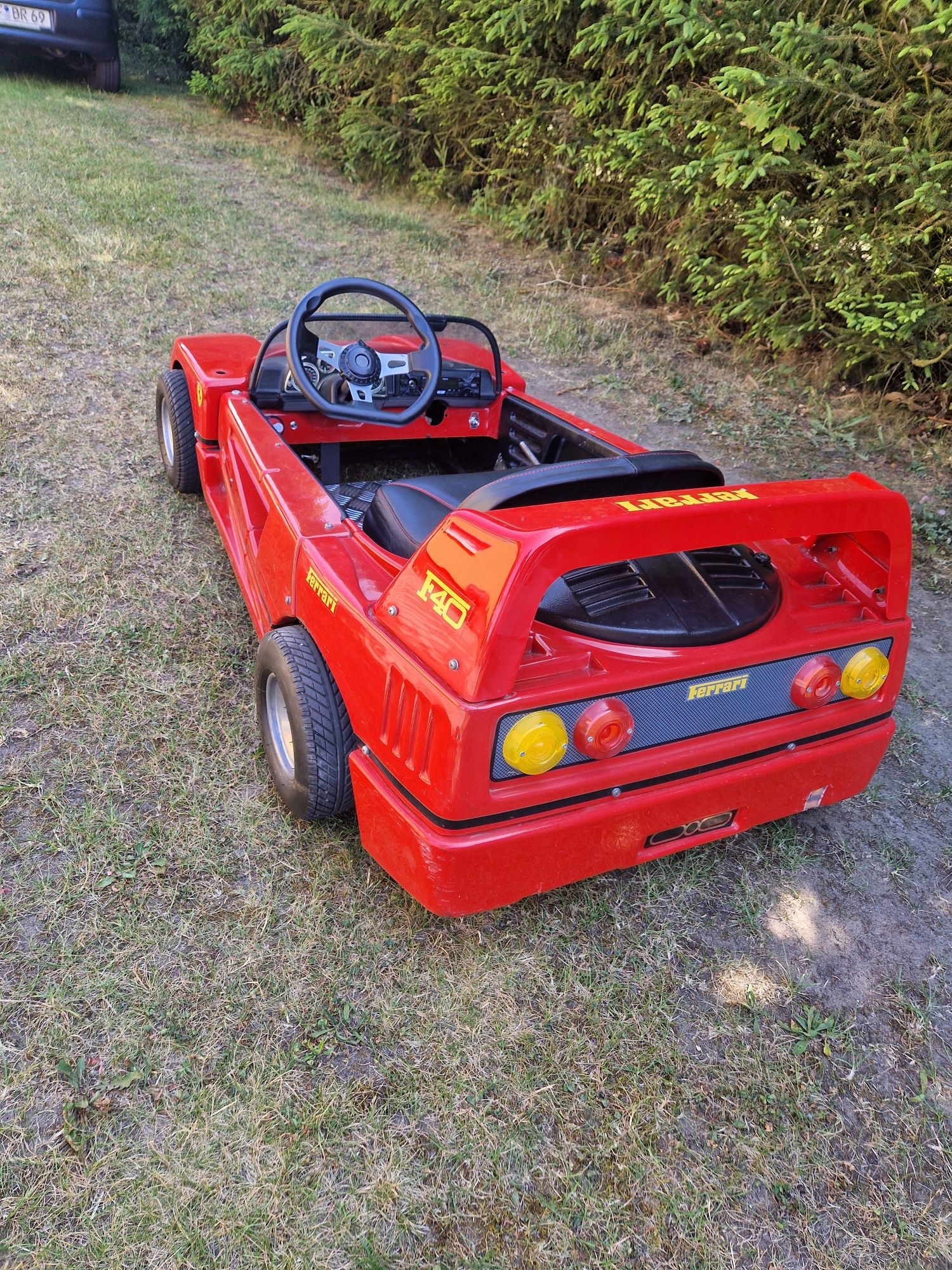Auto na akumulator Ferrari F40