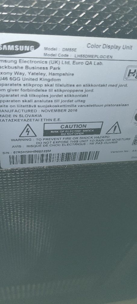 Monitor Samsung DM55E