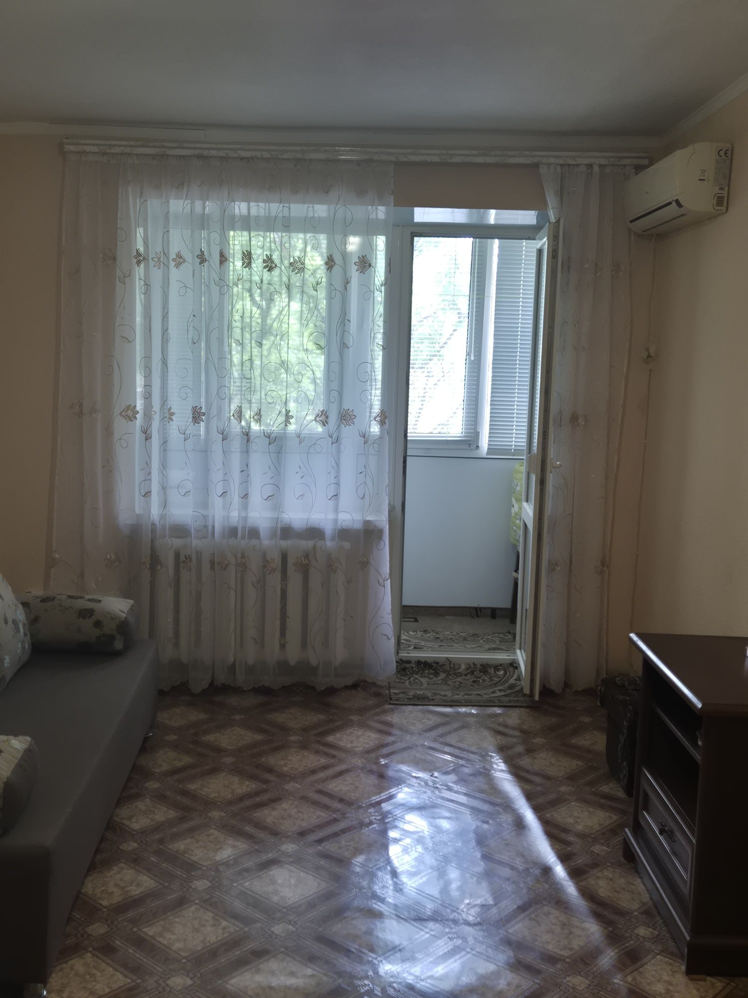 Продається  2-х кімнатна квартира