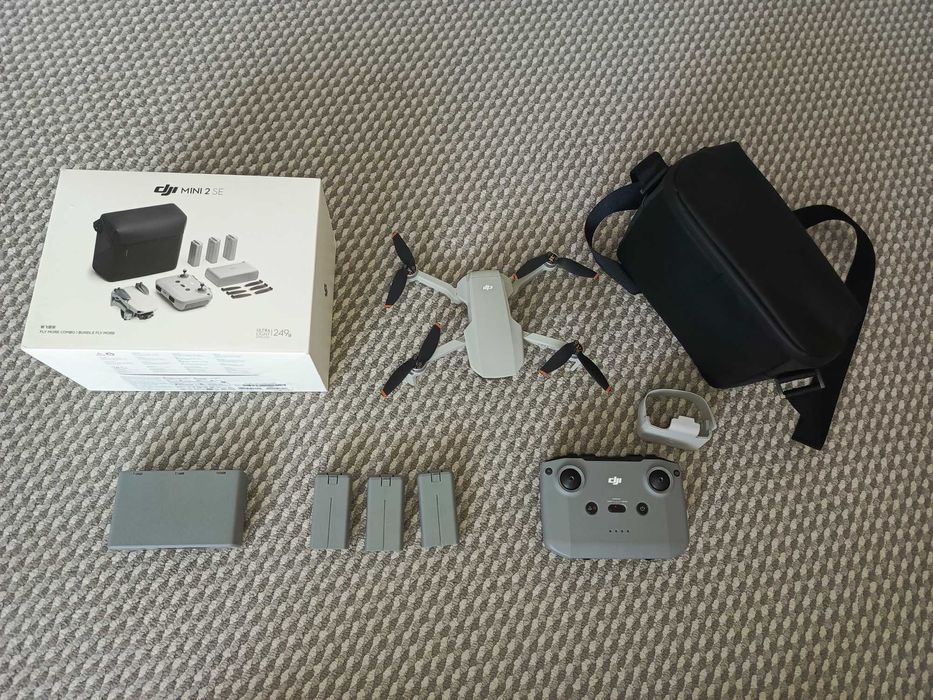 DJI Mini 2 SE Fly More Combo - jak nowy.