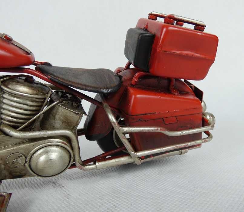 Metalowy MOTOR czerwony RETRO pojazd 28 cm