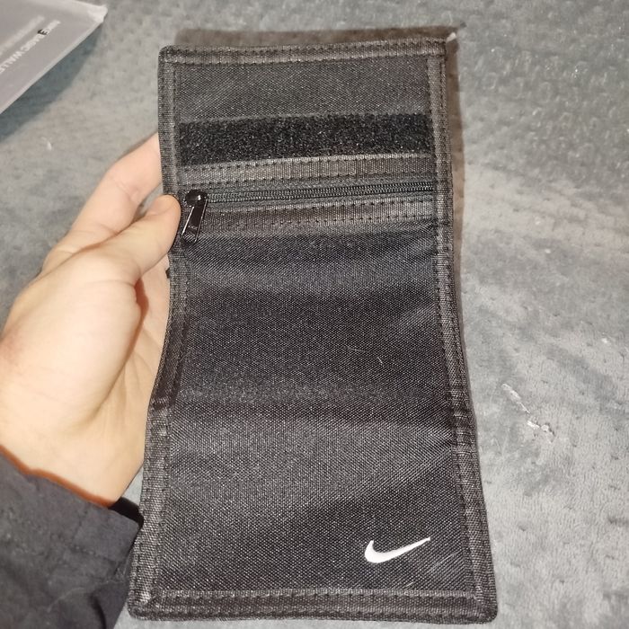 Без предплати Гаманець Nike