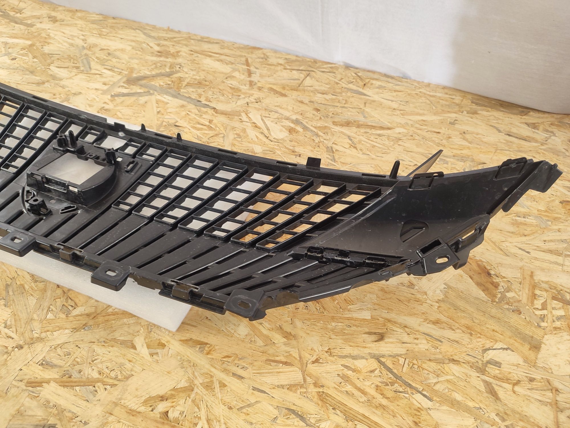 Grill Atrapa Peugeot 408 P54 22r-24r Oryginał