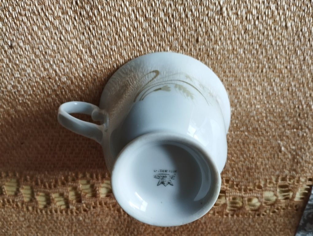 Serwis porcelanowy Karolina z PRLu+łyżeczki