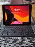 Ipad, Apple smart keyboard