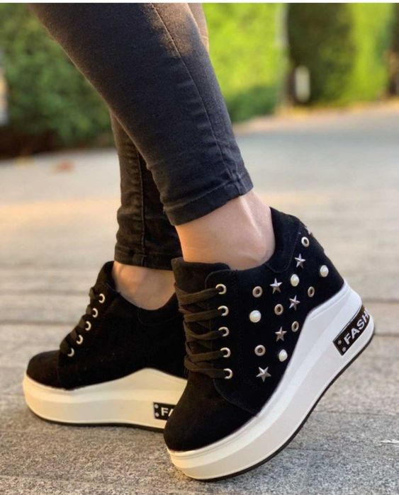 Кросівки на платформі