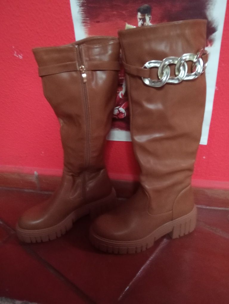 Botas militares muito bom andar