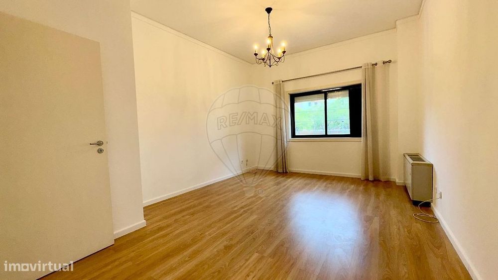 Apartamento T1 para arrendamento