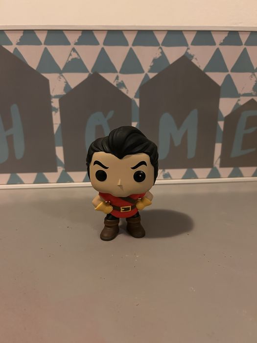 Funkos da Bela e o Monstro e Alegria divertidamente