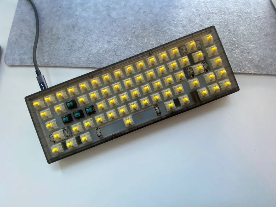 Orginalna Klawiatura Custom KDBfans KBD67 Lite switche Gateron PRO
