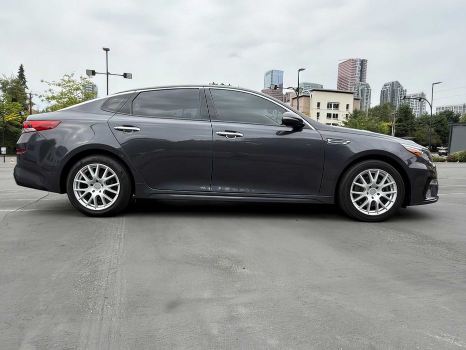 Kia Optima      2019