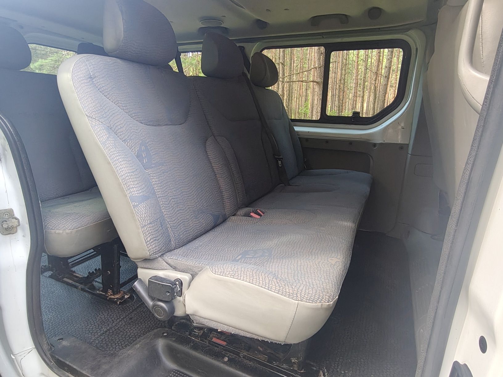 Renault Trafic LONG/ 9osób  / KLIMA x2 / HAK