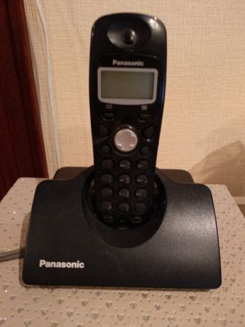 Терміново продам радіотелефон Panasonic KX-TCD400PD