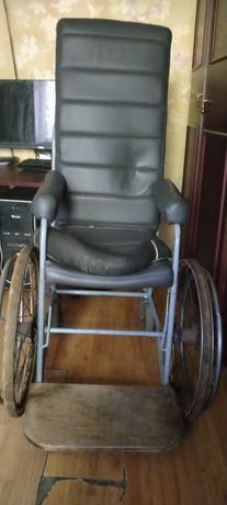 Нужна коляска инвалидная