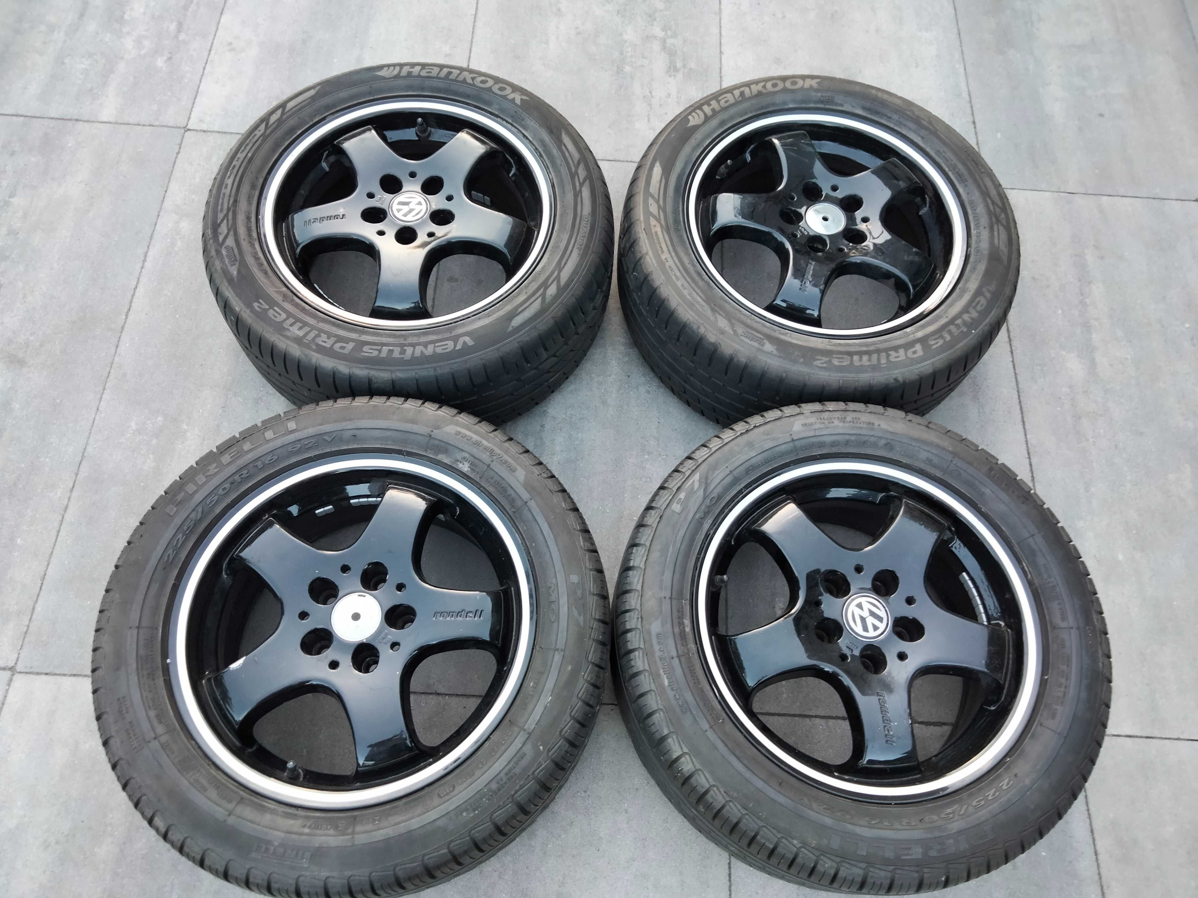 VW. Felgi aluminiowe kola RONDELL 16 5x112 z oponami 225/50 HANKOOK