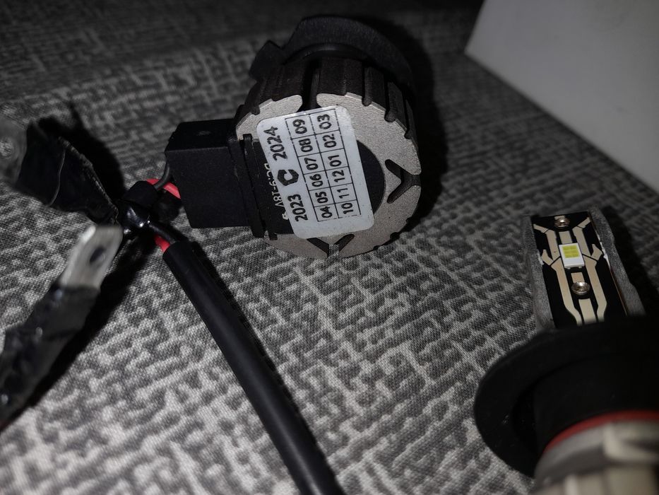 Лед  лампы  h 7 .