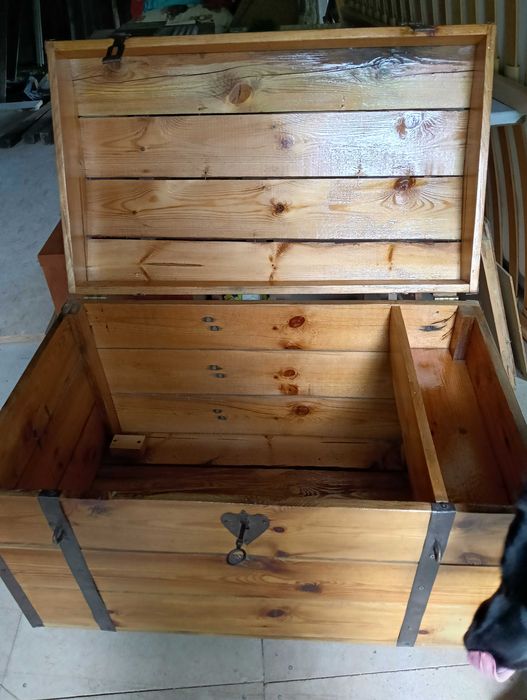 Drewniana skrzynia,kufer