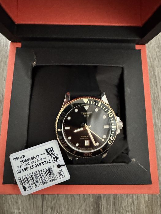 Zegarek męski Tissot Seastar 1000 Quartz 40 mm T120.410.27.051.00