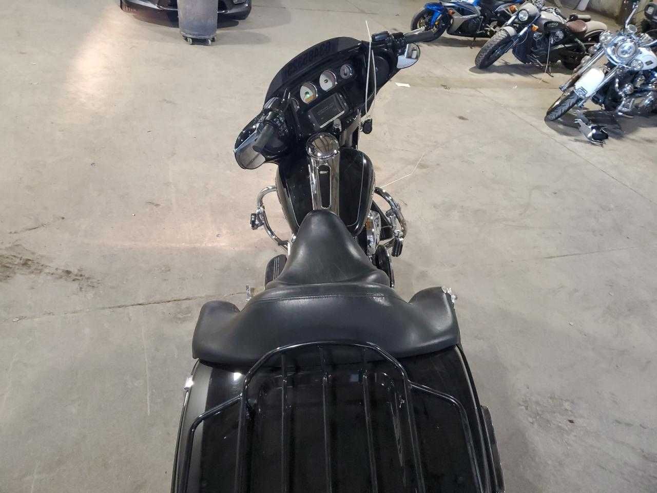 2014 Harley-Davidson FLHXS Street Glide Special