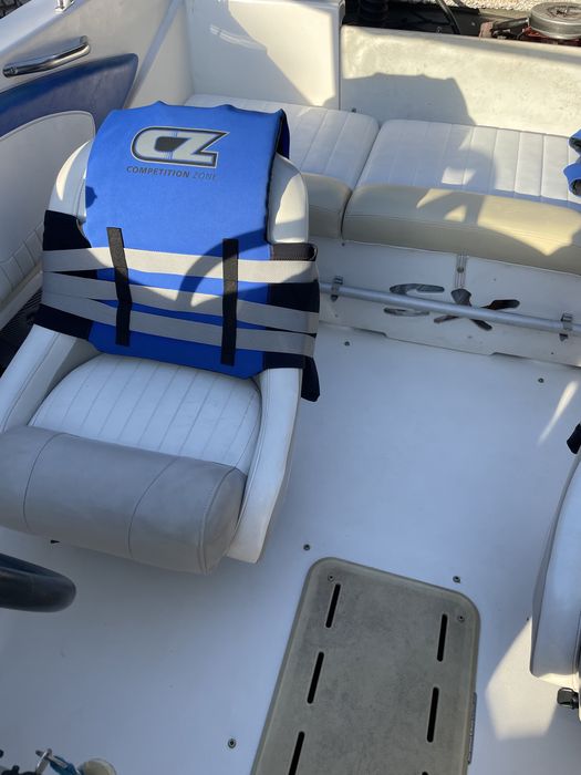 Катер Glastron 175 SX