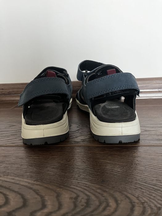 Чоловічі босоніжки