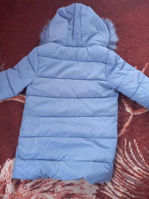 зимова курточка для дівчинки