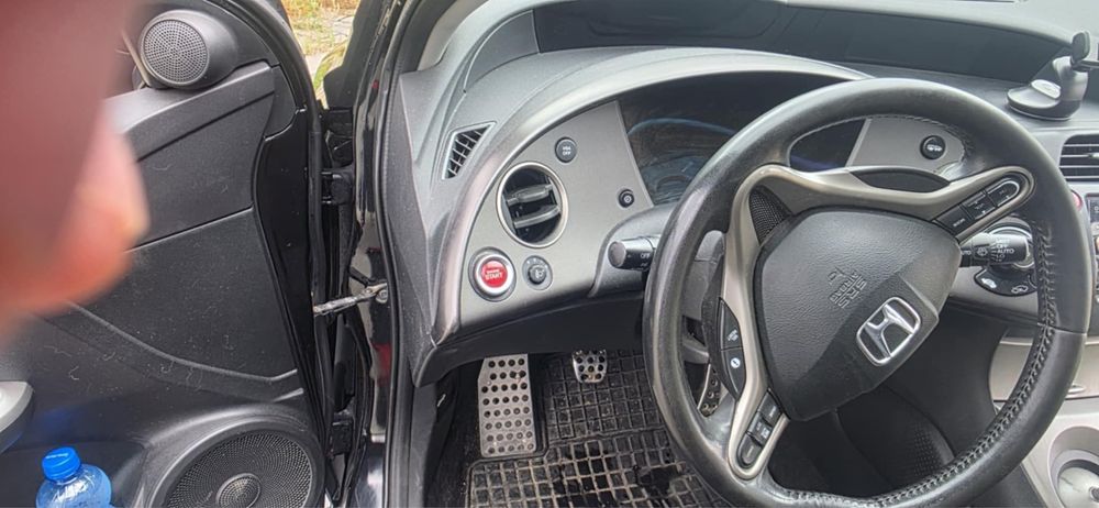Honda Civic 1.8 V-tech