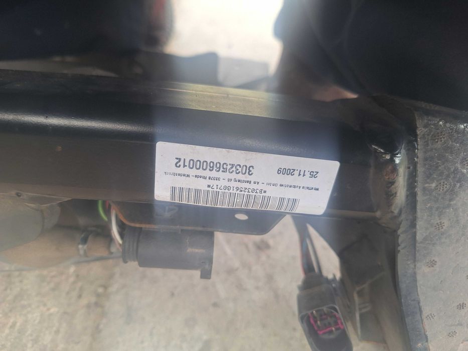 BMW 5 E60 E61 2010 Komplet Hak holowniczy / Komplet