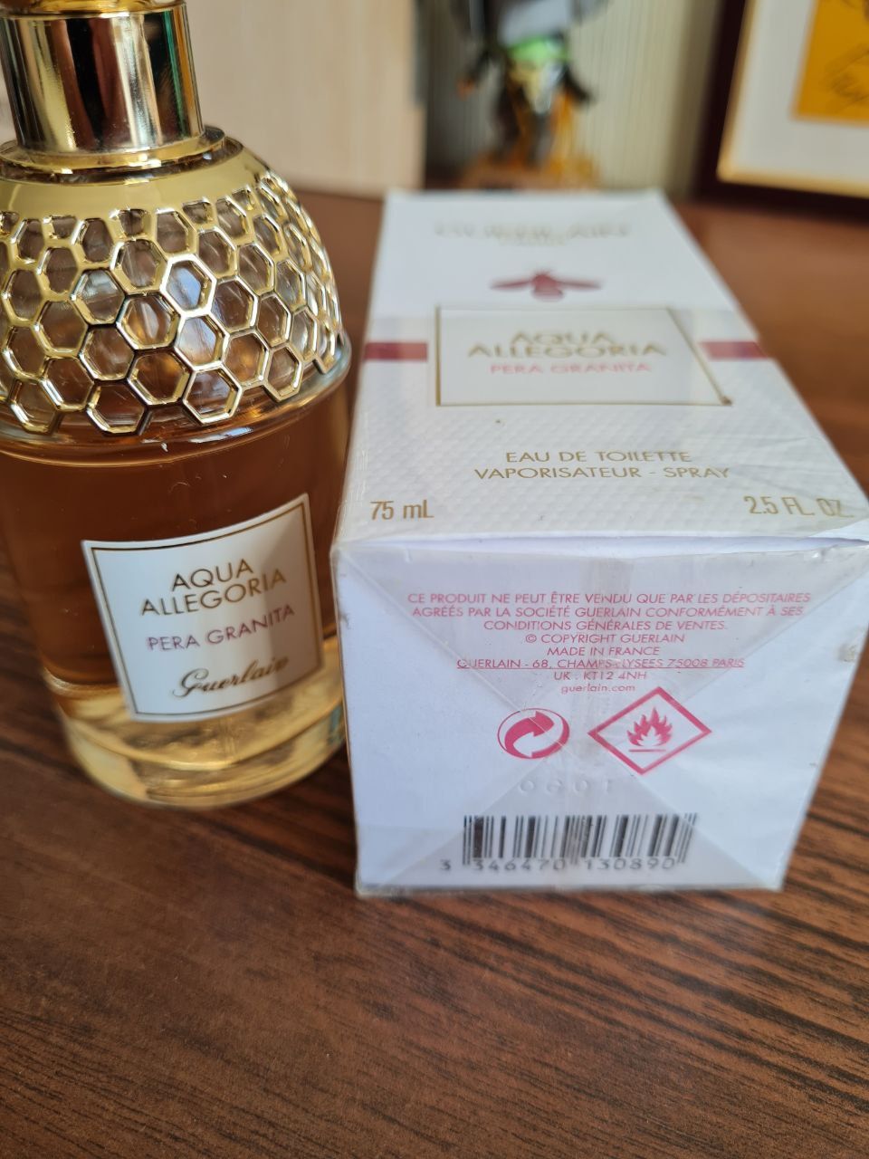 Туалетная вода Guerlain Pera Granita 75 мл б/у.
Объём флакона — 75 мл