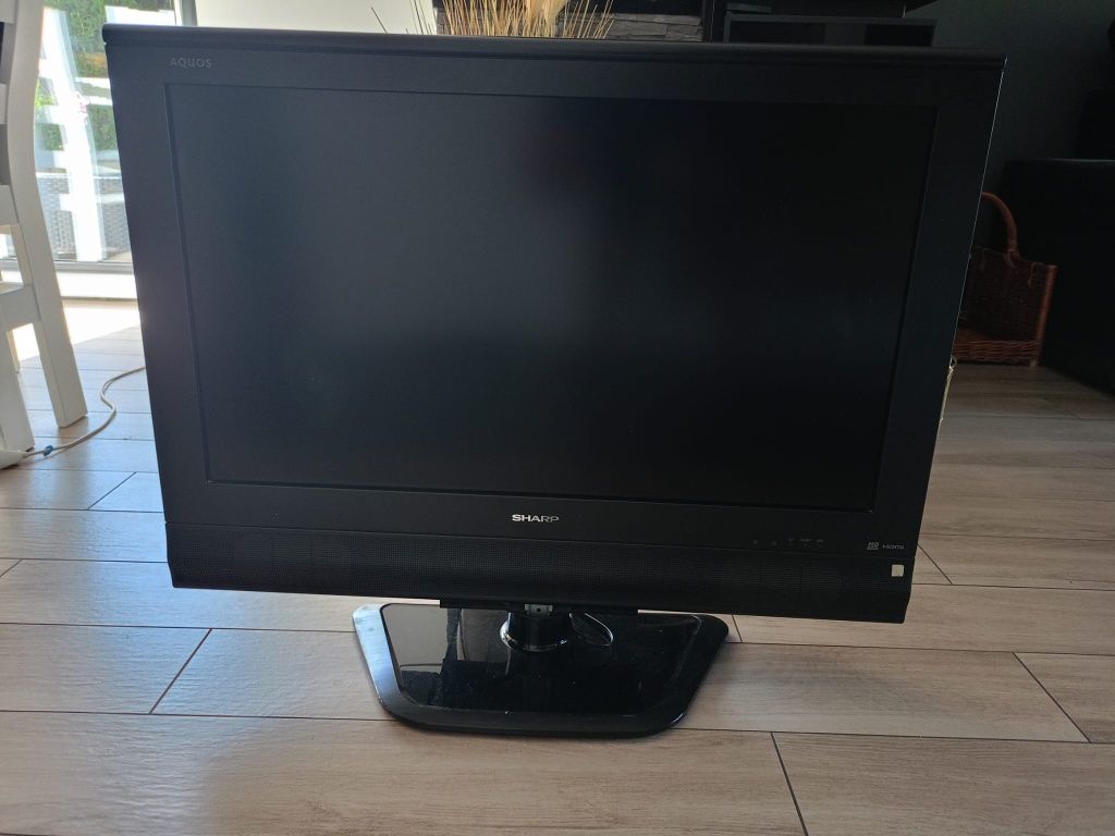 Telewizor Sharp 32 całe HD Ready