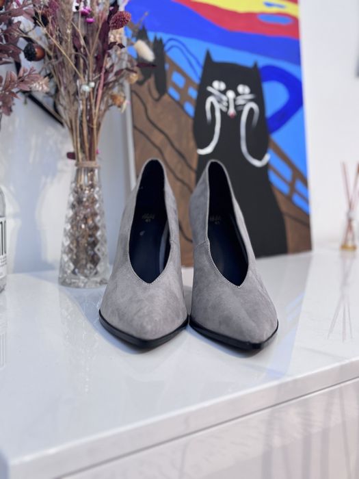 Szpilki szare w szpic H&M 41