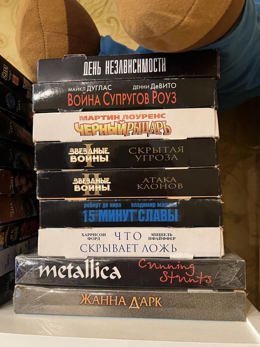 Відеокасети від Лазер відео