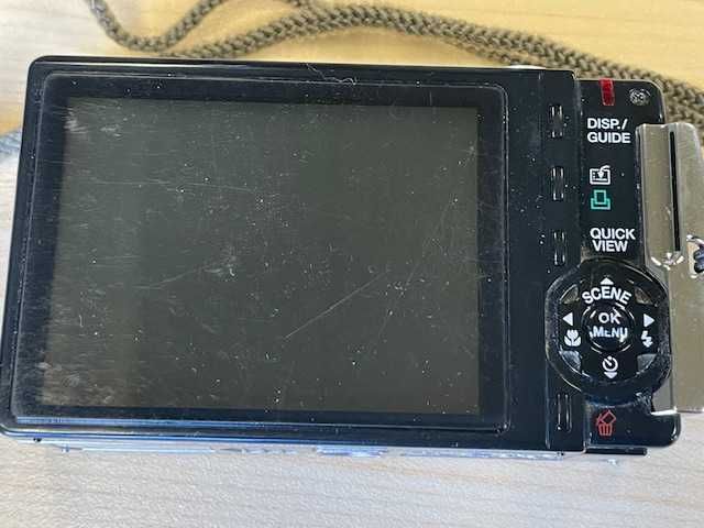 Olympus SP-700 6.0 MEGAPIXEL