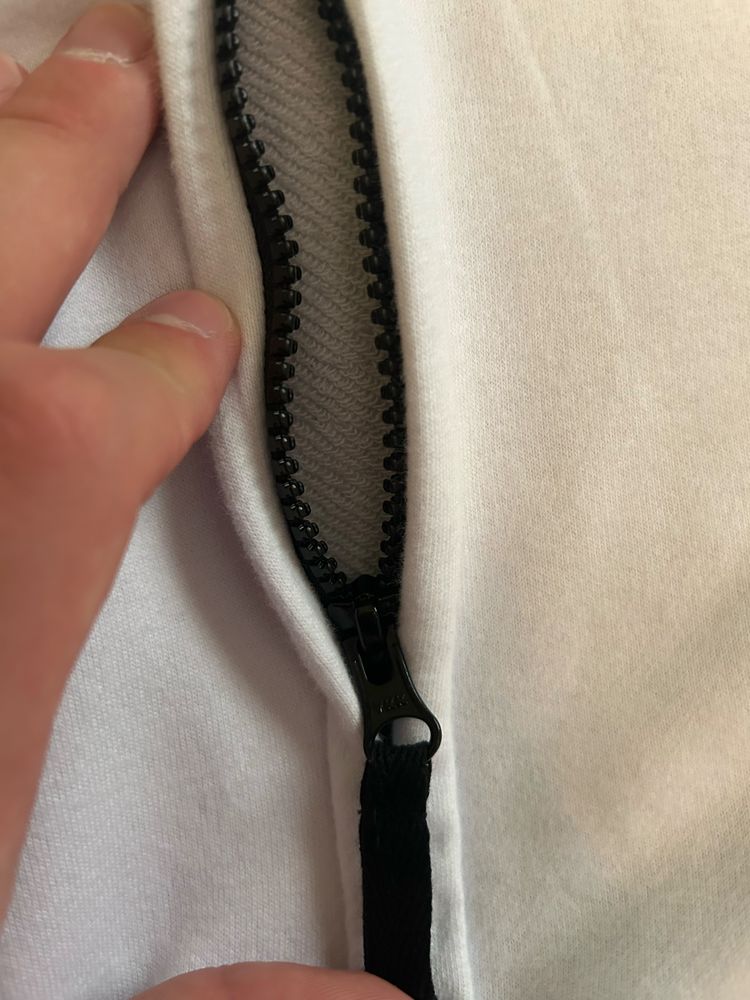 Зипка stone island