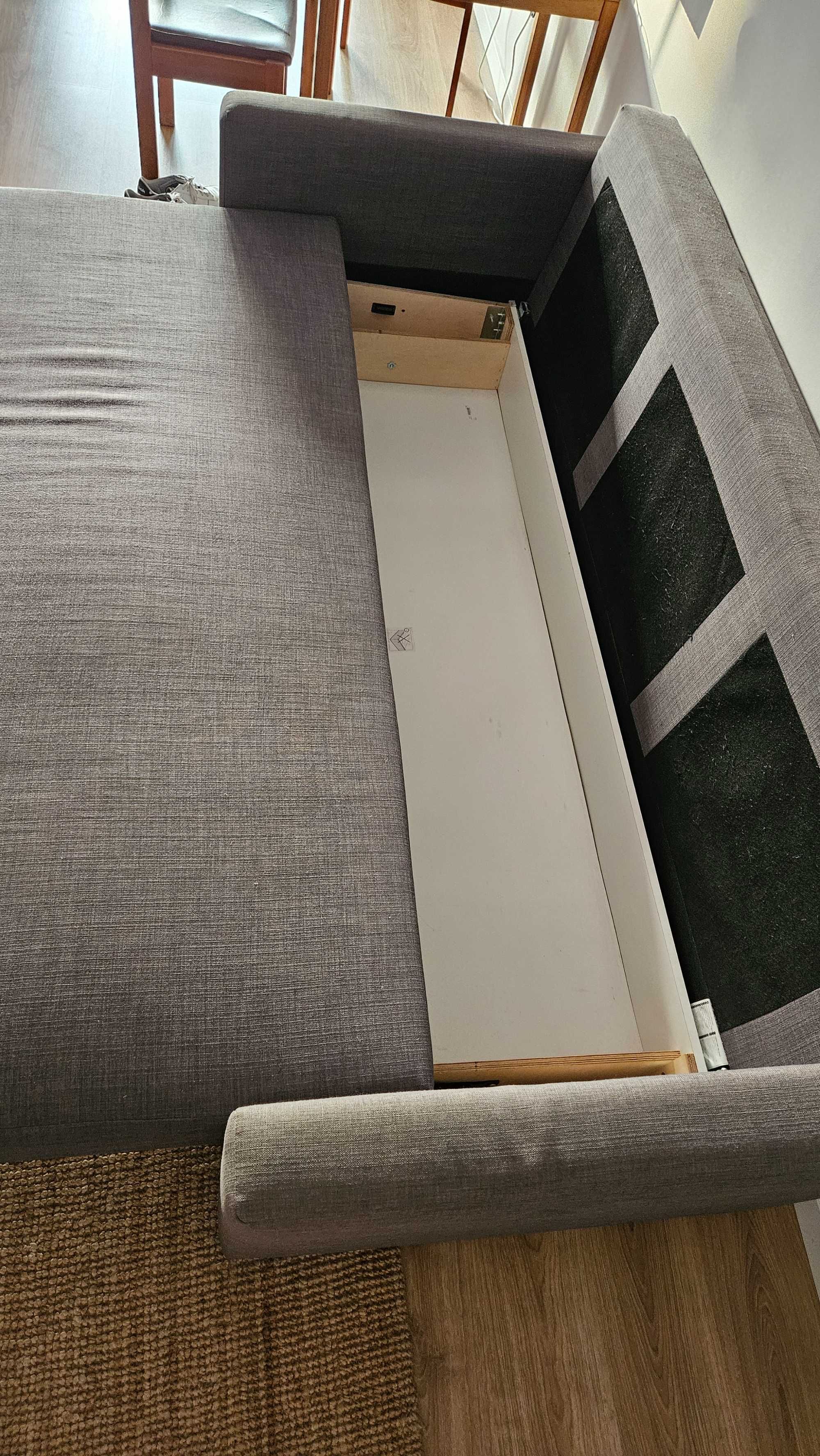 Sofá-cama IKEA FRIHETEN – cinzento escuro