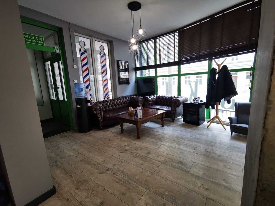 SPRZEDAM lokal usługowy z NAJEMCĄ