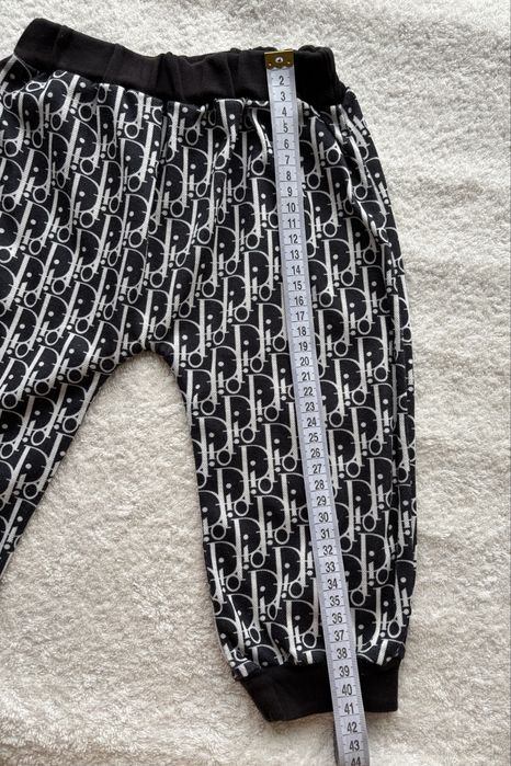 Костюмчик на вік (9-12міс)