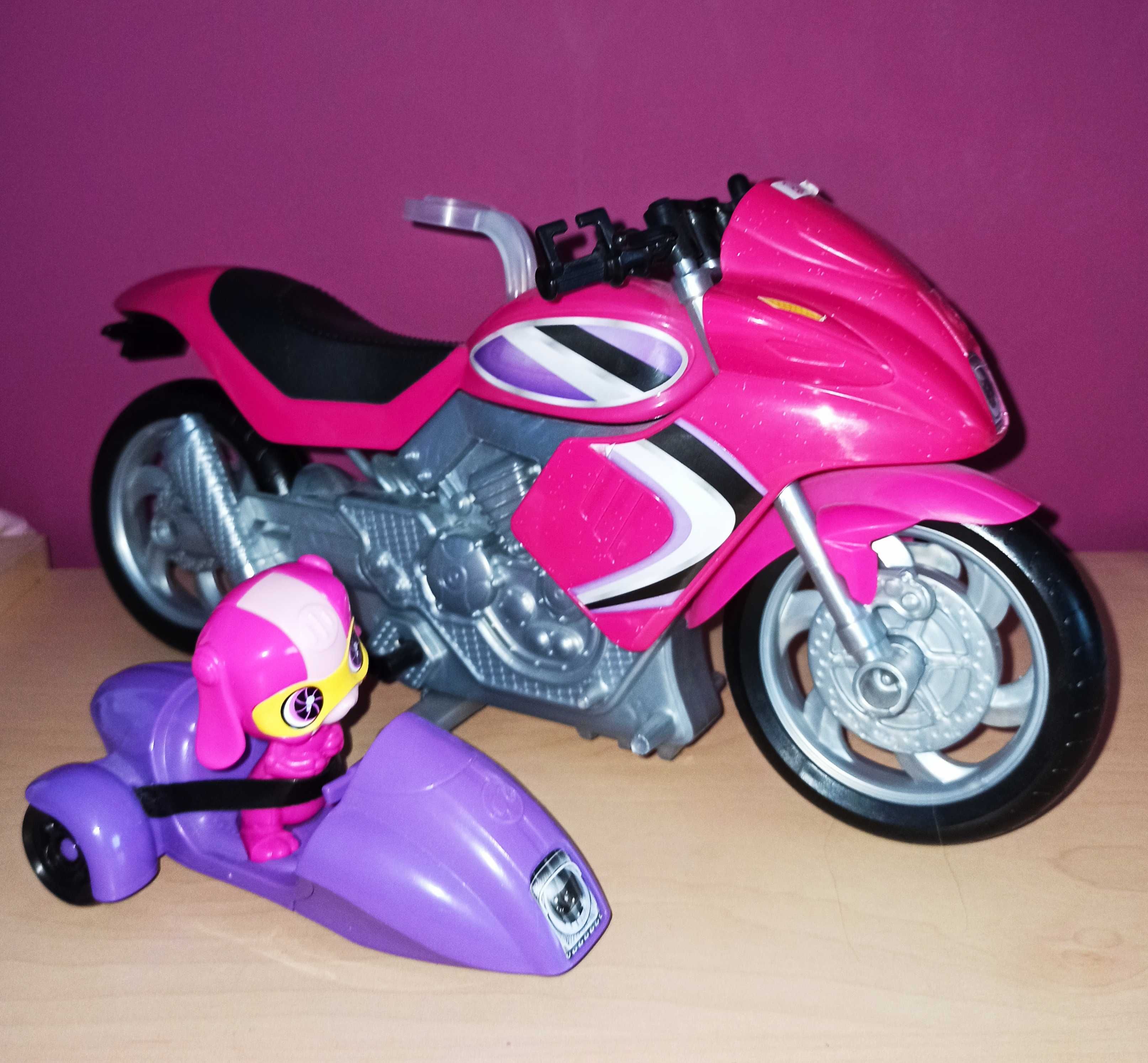 Barbie Tajna Agentka Spy Squad na motorze