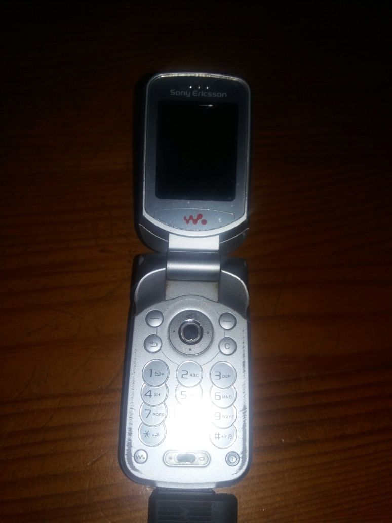 Sony Ericsson W300 i Vintage 100% funcional