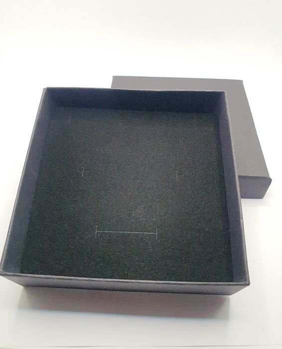 Ozdobne pudełeczko jubilerskie