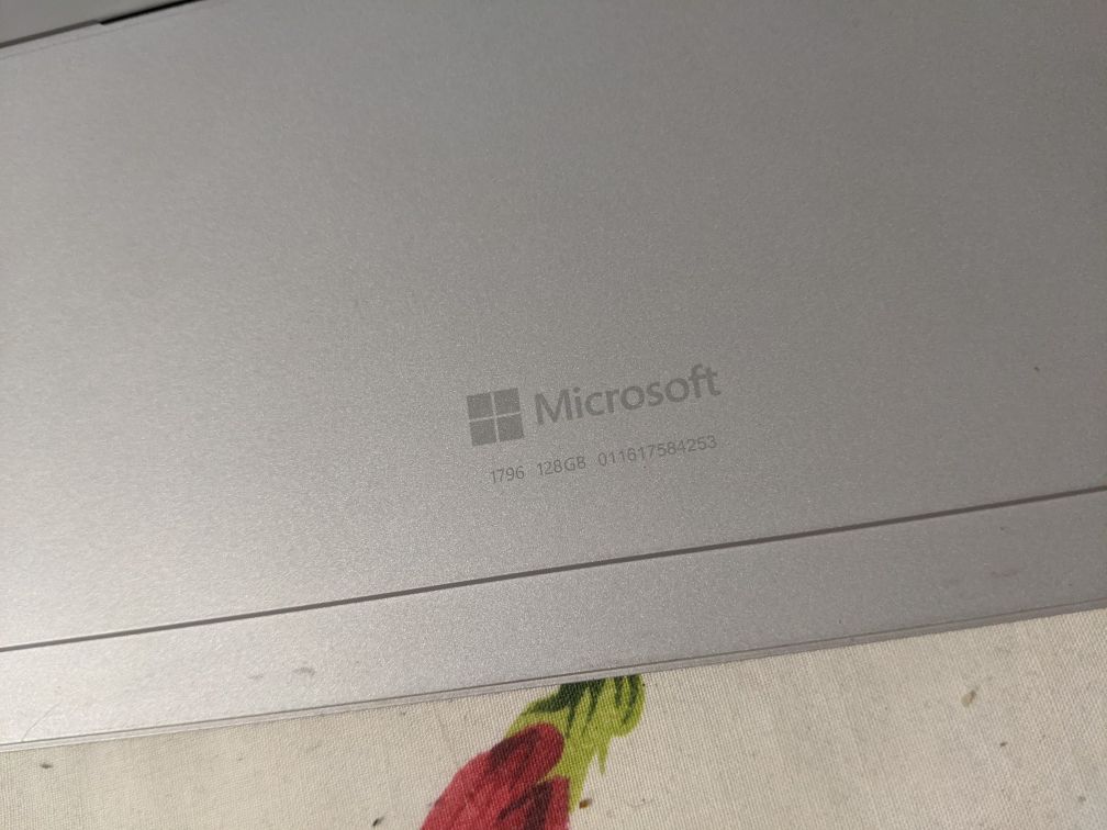 Microsoft Surface Pro 5 model 1796 m3-7Y30/4Gb/128Gb тач не работает