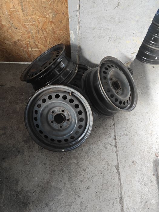 Felgi stalowe Mazda Kia Hyundai 16 5x114.3 6.5jx16 et47